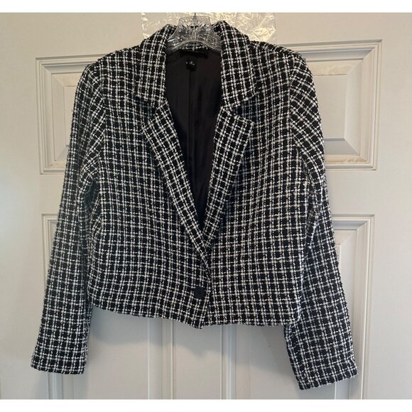 BCX Women's Jacket Size Black/White monochrome boucle textured crop jacket Sz M - Picture 3 of 9